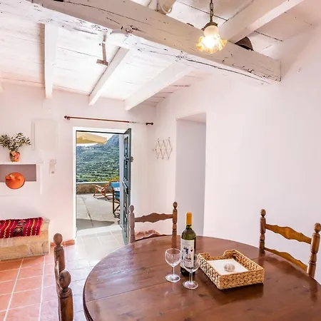 Olive Grove Feriehus