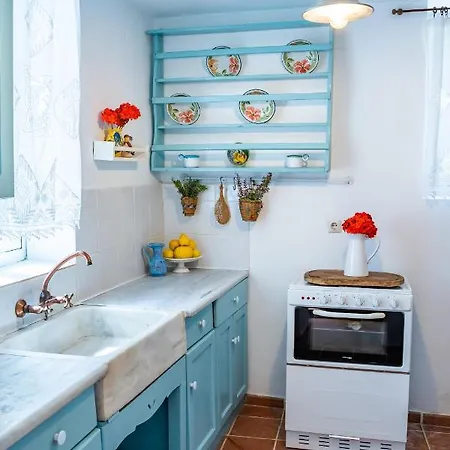 Olive Grove Menetaí